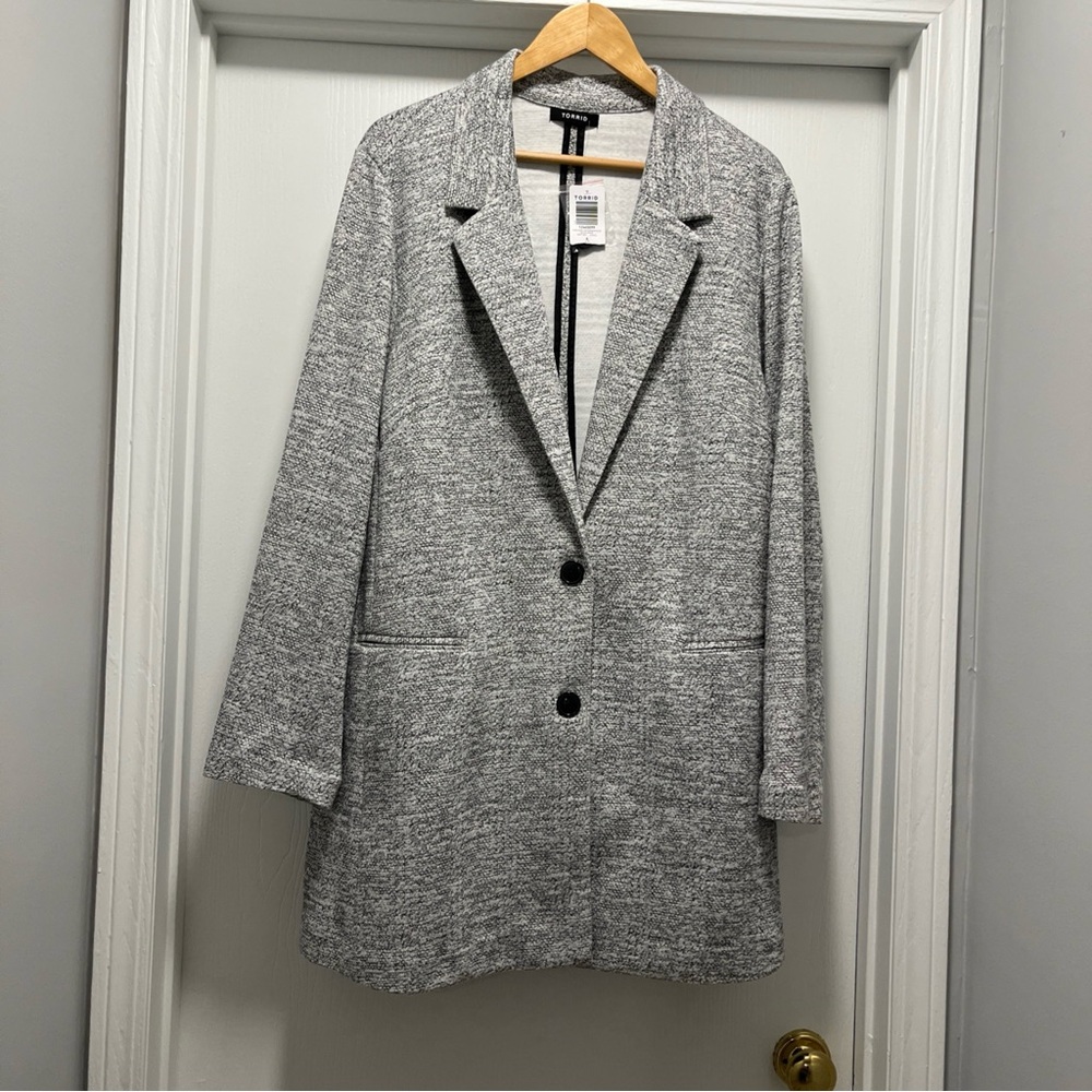 NEW Torrid Studio Double Knit Boyfriend Blazer Jacket Top Plus 4 US 4X 26W